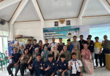 Program Studi Magister Pendidikan Bahasa Indonesia UNJ Gelar Pelatihan Pembuatan Mug Bunglon Berbasis Linguistik dan Kecerdasan Artifisial untuk UMKM Karang Taruna Desa Cipenjo